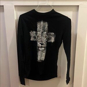 Black Long Sleeve Shirt with Lion Graphic